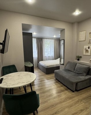 Продам трехкомнатную (3-комн.) квартиру, Ботаническая ул, 13, Казань г
