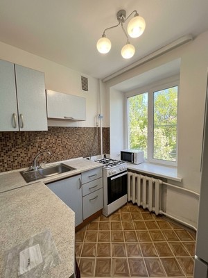 Продам двухкомнатную (2-комн.) квартиру, Большая Черёмушкинская ул, 3к3к1, Москва г