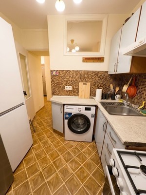 Продам двухкомнатную (2-комн.) квартиру, Большая Черёмушкинская ул, 3к3к1, Москва г