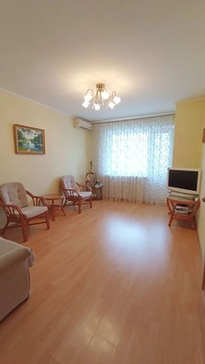 Продам двухкомнатную (2-комн.) квартиру, Горшкова пр-кт, 2ка, Ростов-на-Дону г