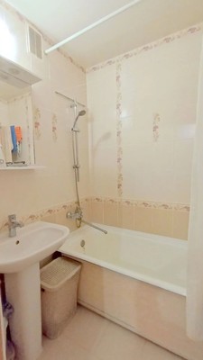 Продам двухкомнатную (2-комн.) квартиру, Горшкова пр-кт, 2ка, Ростов-на-Дону г