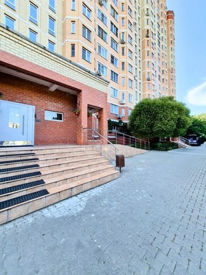 Продам двухкомнатную (2-комн.) квартиру, 6, Коммунарка п