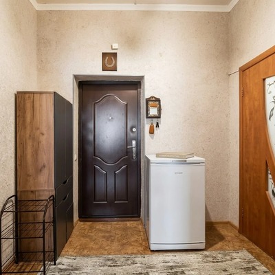 Продам однокомнатную (1-комн.) квартиру, Ямская ул, 10, Ханты-Мансийск г