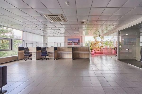 Продам коммерческое помещение 7 660 м2, Рублево-Успенское шоссе 24 км, 1, Москва г