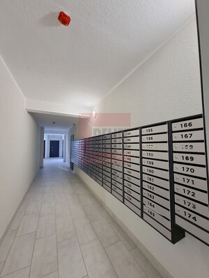 Продам двухкомнатную (2-комн.) квартиру, Советский пр-кт, 130, Калининград г