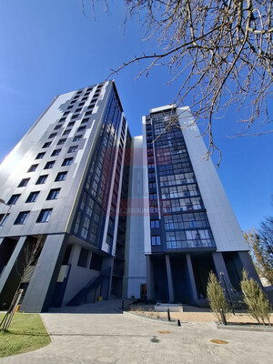 Продам двухкомнатную (2-комн.) квартиру, Советский пр-кт, 130, Калининград г