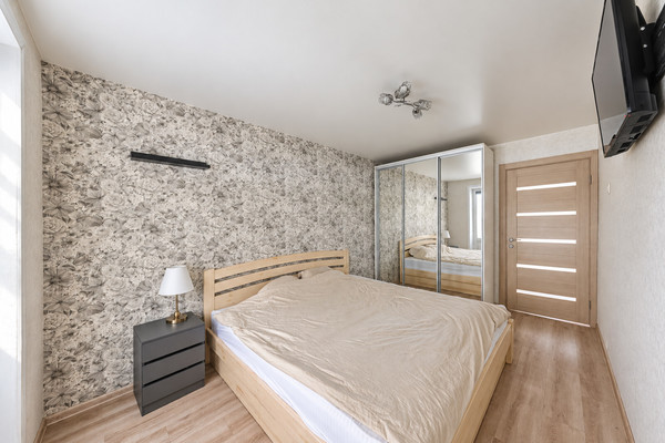 Продам трехкомнатную (3-комн.) квартиру, Щёлковское ш, 79к1, Москва г
