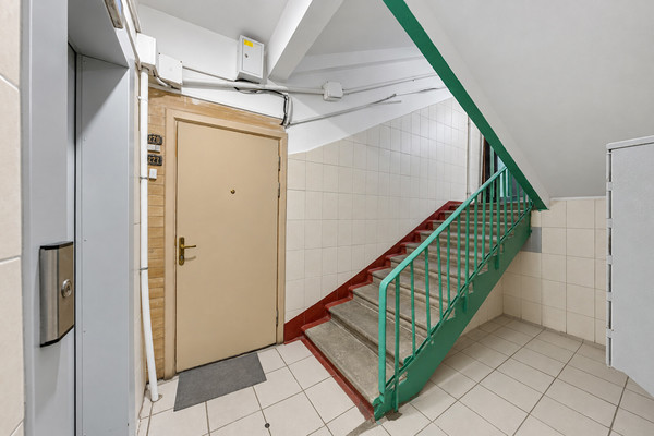 Продам трехкомнатную (3-комн.) квартиру, Щёлковское ш, 79к1, Москва г