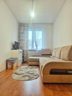 Продам двухкомнатную (2-комн.) квартиру, Екатерининская ул, 23, Мурино п