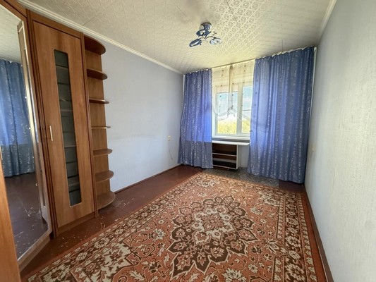Продам двухкомнатную (2-комн.) квартиру, Дружба мкр, 22, Комсомольск-на-Амуре г