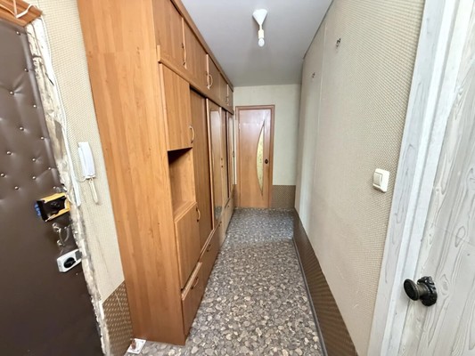 Продам двухкомнатную (2-комн.) квартиру, Дружба мкр, 22, Комсомольск-на-Амуре г