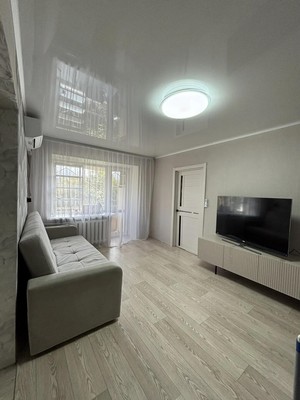 Продам двухкомнатную (2-комн.) квартиру, Кузбасская ул, 36, Пермь г