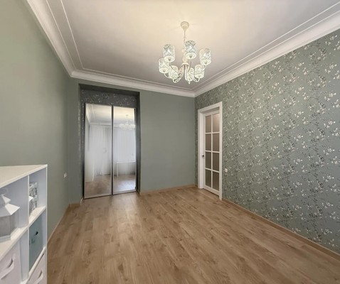 Продам двухкомнатную (2-комн.) квартиру, Смирнова ул, 3, Пермь г