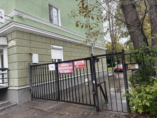Продам двухкомнатную (2-комн.) квартиру, Смирнова ул, 3, Пермь г