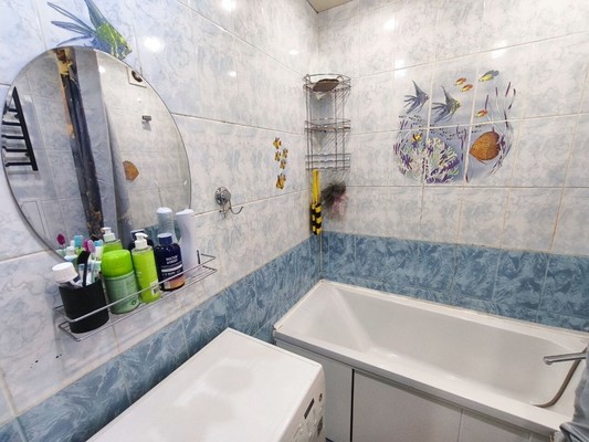 Продам трехкомнатную (3-комн.) квартиру, Урицкого ул, 39, Красноярск г