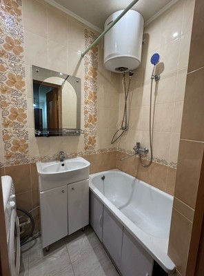 Продам двухкомнатную (2-комн.) квартиру, Механизаторов пер, 4, Морки пгт