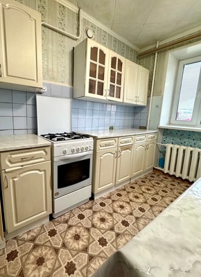 Продам двухкомнатную (2-комн.) квартиру, Механизаторов пер, 4, Морки пгт