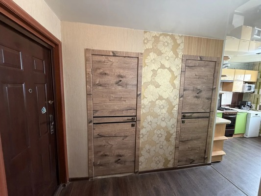 Продам трехкомнатную (3-комн.) квартиру, Партизанская ул, 15к2, Комсомольск-на-Амуре г