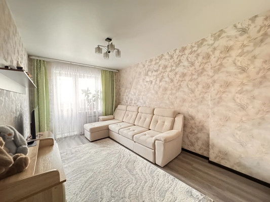 Продам однокомнатную (1-комн.) квартиру, С.Жилина ул, 4, Медведево пгт