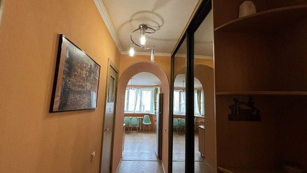 Сдам трехкомнатную (3-комн.) квартиру, Витте аллея, 4к1, Москва г