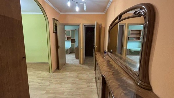 Сдам трехкомнатную (3-комн.) квартиру, Витте аллея, 4к1, Москва г