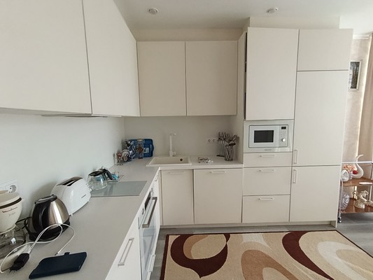 Продам двухкомнатную (2-комн.) квартиру, Крылова ул, 13к3, Анапа г