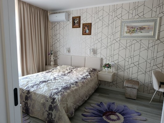 Продам двухкомнатную (2-комн.) квартиру, Крылова ул, 13к3, Анапа г