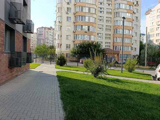 Продам двухкомнатную (2-комн.) квартиру, Крылова ул, 13к3, Анапа г