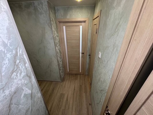 Продам трехкомнатную (3-комн.) квартиру, Молодогвардейская ул, 16к2, Комсомольск-на-Амуре г