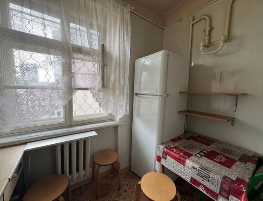 Продам двухкомнатную (2-комн.) квартиру, Имени Адмирала Серебрякова наб, 1, Новороссийск г