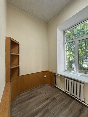 Сдам трехкомнатную (3-комн.) квартиру, Жуковского ул, 26, Симферополь г