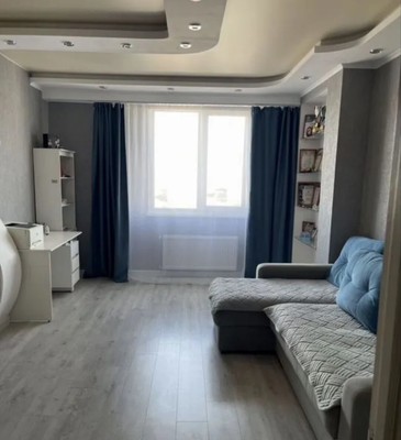 Продам двухкомнатную (2-комн.) квартиру, Камская ул, 31, Симферополь г