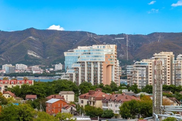 Продам однокомнатную (1-комн.) квартиру, Крымская ул, 19к1, Геленджик г