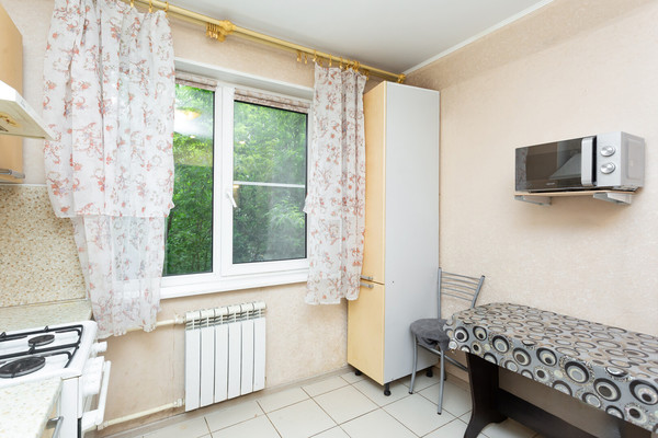 Продам трехкомнатную (3-комн.) квартиру, Наличная ул, 36Ак3, Санкт-Петербург г