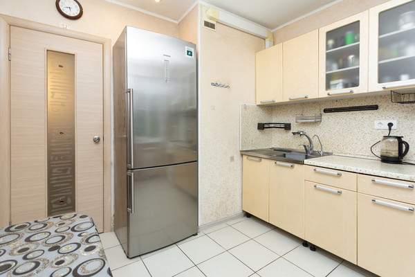 Продам трехкомнатную (3-комн.) квартиру, Наличная ул, 36Ак3, Санкт-Петербург г