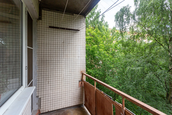 Продам трехкомнатную (3-комн.) квартиру, Наличная ул, 36Ак3, Санкт-Петербург г