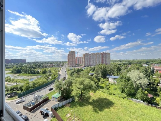 Продам двухкомнатную (2-комн.) квартиру, Барышевская Роща ул, 2, Щербинка г