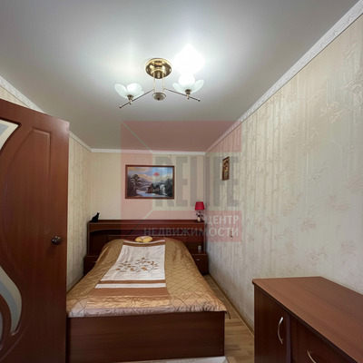 Продам двухкомнатную (2-комн.) квартиру, Пролетарская ул, 78, Калининград г