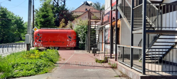 Продам коммерческое помещение 255 м2, Победы пр-кт, 204, Калининград г