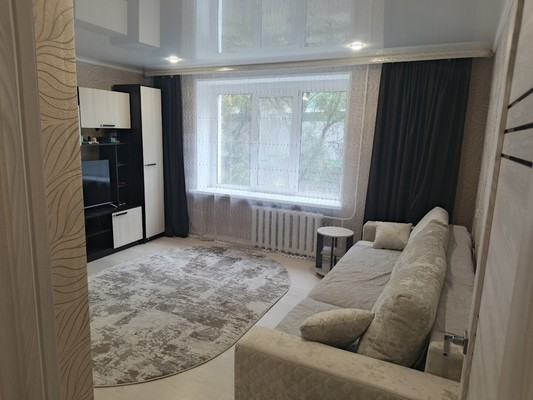 Продам однокомнатную (1-комн.) квартиру, Уральская ул, 100А, Брянск г