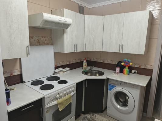 Продам однокомнатную (1-комн.) квартиру, Уральская ул, 100А, Брянск г