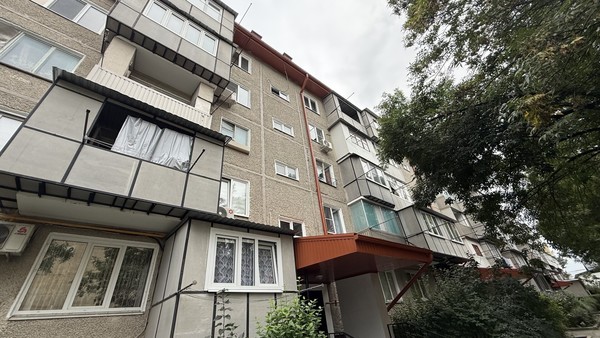 Продам трехкомнатную (3-комн.) квартиру, Калмыкова ул, 229, Нальчик г