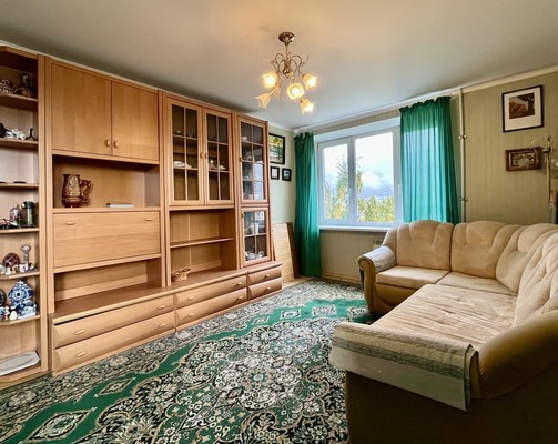 Продам двухкомнатную (2-комн.) квартиру, Железноводская ул, 35А, Санкт-Петербург г
