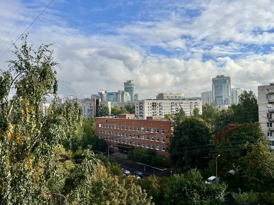 Продам двухкомнатную (2-комн.) квартиру, Железноводская ул, 35А, Санкт-Петербург г