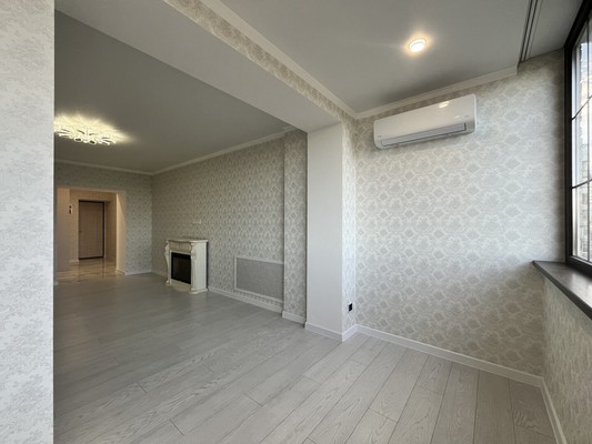 Продам трехкомнатную (3-комн.) квартиру, им. Пушкина ул, 11, Краснодар г