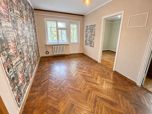 Продам трехкомнатную (3-комн.) квартиру, Калинина ул, 116, Тихорецк г