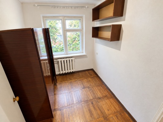 Продам трехкомнатную (3-комн.) квартиру, Калинина ул, 116, Тихорецк г