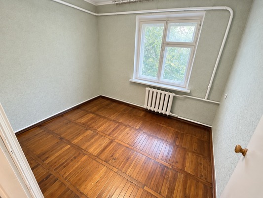 Продам трехкомнатную (3-комн.) квартиру, Калинина ул, 116, Тихорецк г