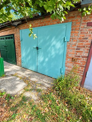 Продам трехкомнатную (3-комн.) квартиру, Калинина ул, 116, Тихорецк г