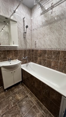 Продам двухкомнатную (2-комн.) квартиру, Приборостроителей ул, 1а, Раменское г